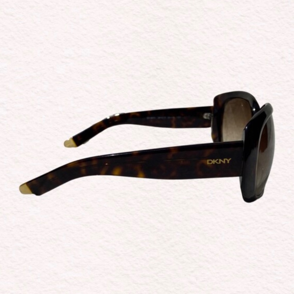 DKNY sunglasses - Picture 3 of 3